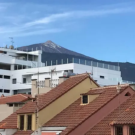Tele-working. Central. Gran Balcón. Vistas. Puerto de la Cruz (Tenerife)
