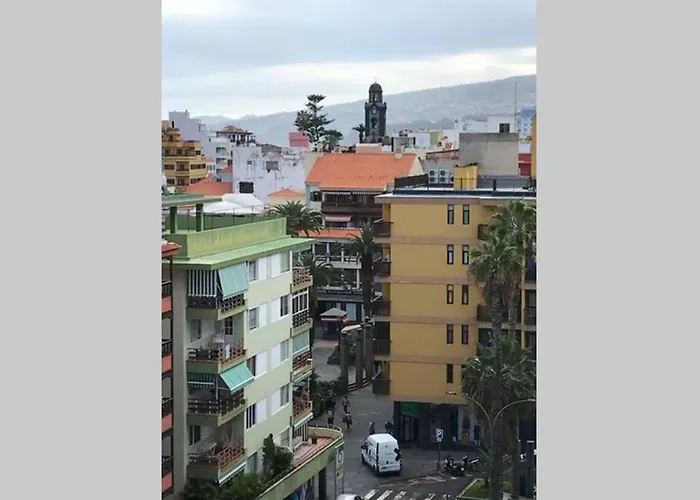 Apartamento Tele-working. Central. Gran Balcón. Vistas. Puerto de la Cruz (Tenerife)