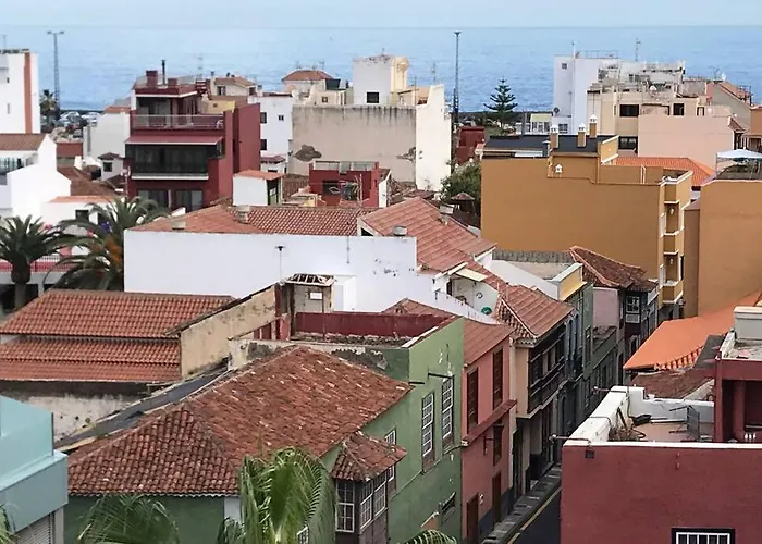 Apartamento Tele-working. Central. Gran Balcón. Vistas. Puerto de la Cruz (Tenerife)